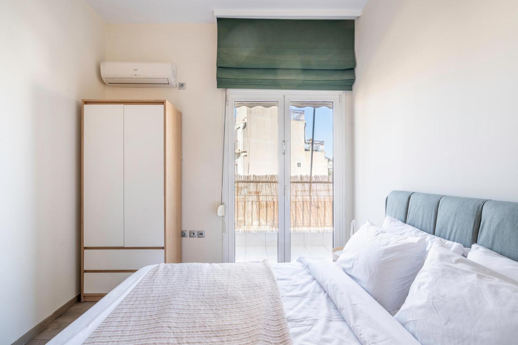 City Oasis: Newly Renovated 2Br Apt In City Center Ateny Zewnętrze zdjęcie