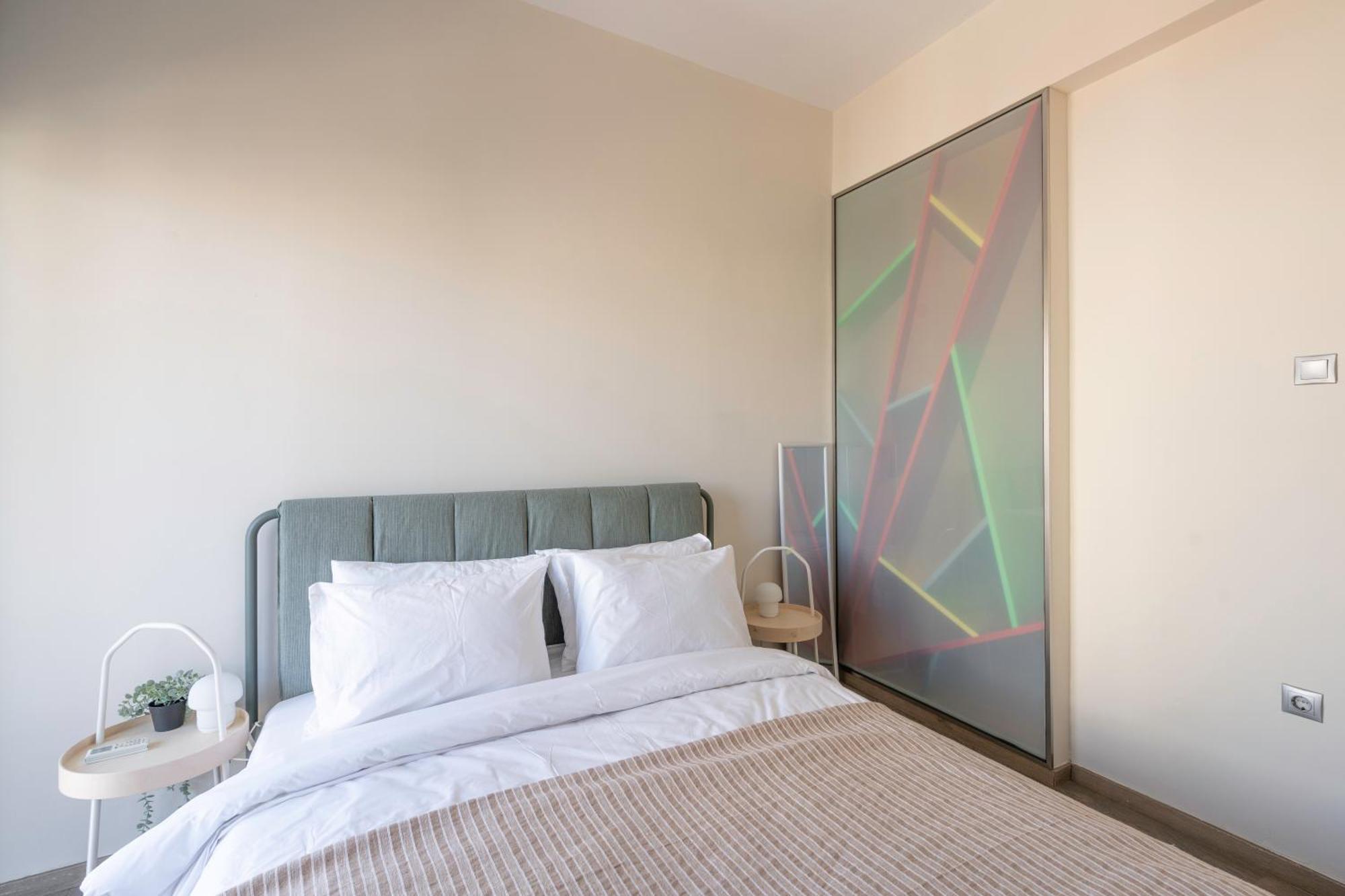 City Oasis: Newly Renovated 2Br Apt In City Center Ateny Zewnętrze zdjęcie
